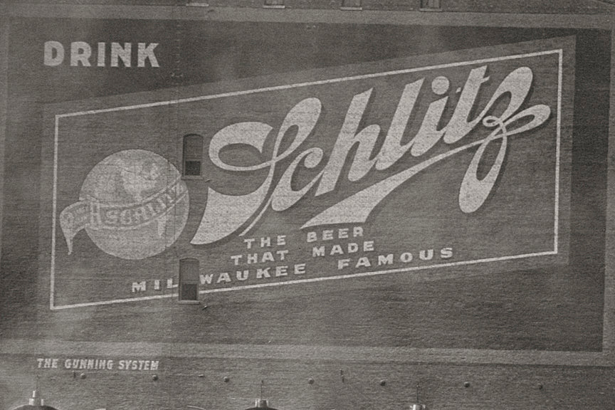 Chicago River Elevators with Schlitz Sign, 1900 Photo Historical Pix