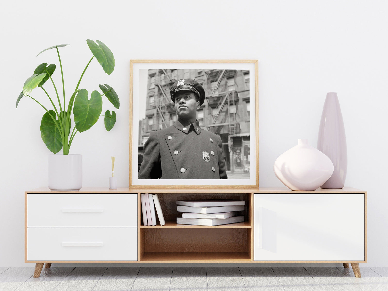 Gordon Park's New York Policeman Photo, 1943 Historical Pix