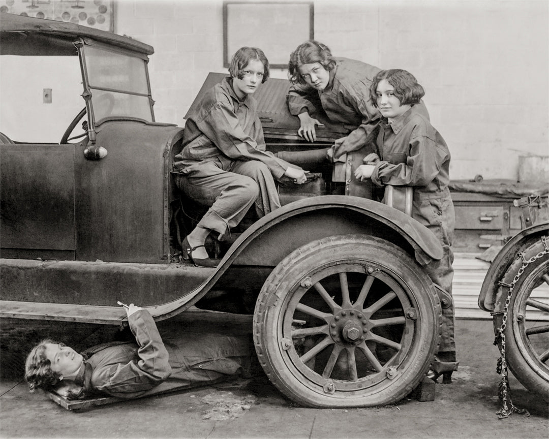 School Girl Car Mechanics. 1920s Historical Pix