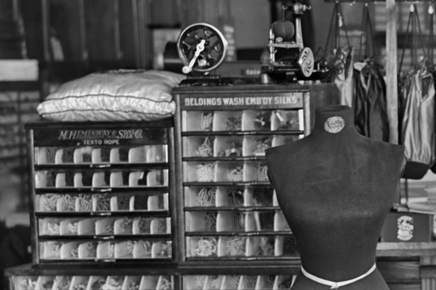 Singer Sewing Machines, Oppenheimer's in Washington, DC, early 1900s Historical Pix