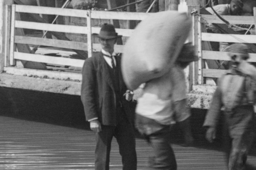 Steamboat Mississippi River, Landing in Memphis TN, 1906 Historical Pix