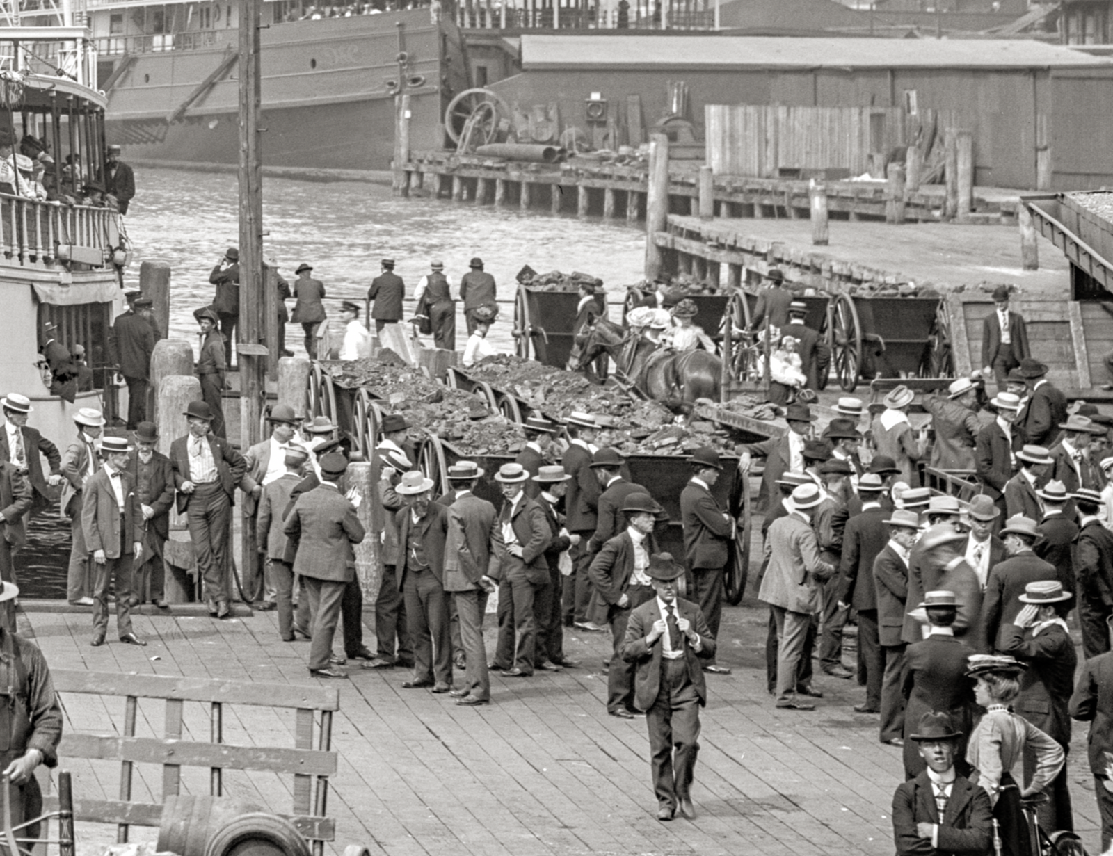 Steamer Ships Tashmoo and Idlewild at the Dock, Detroit, Michigan 1901 Historical Pix