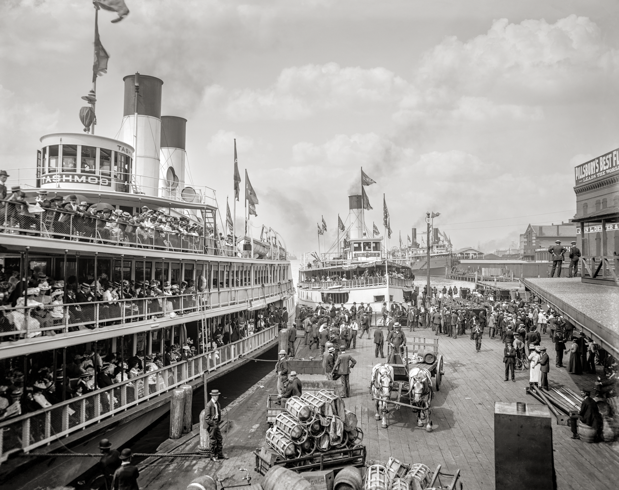 Steamer Ships Tashmoo and Idlewild at the Dock, Detroit, Michigan 1901 Historical Pix
