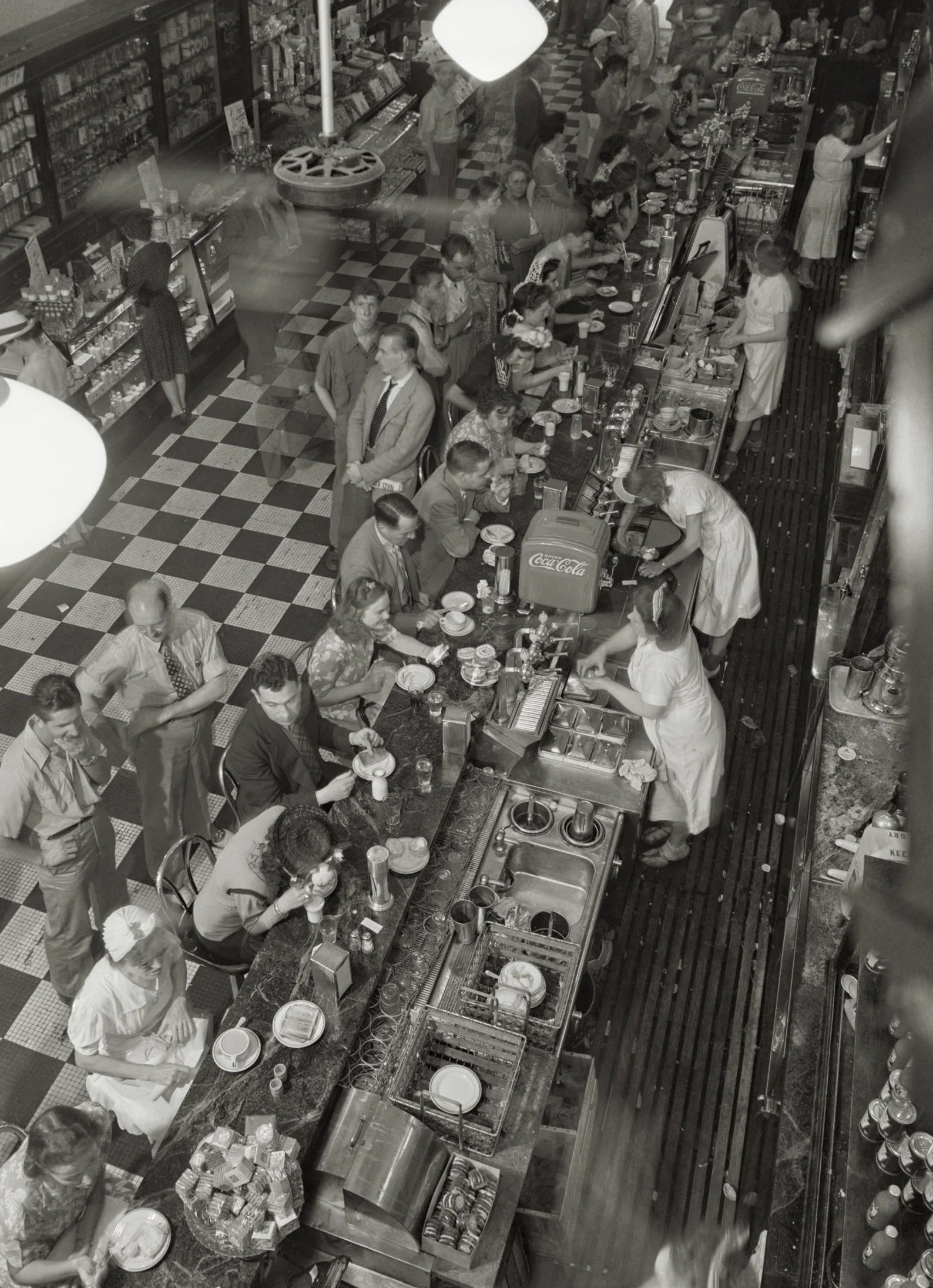 A Quick History of Restaurants in the United States - Historical Pix
