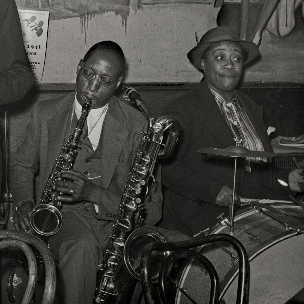 African American Musician entertainers at Chicago tavern,  Russell Lee, 1941 Historical Pix