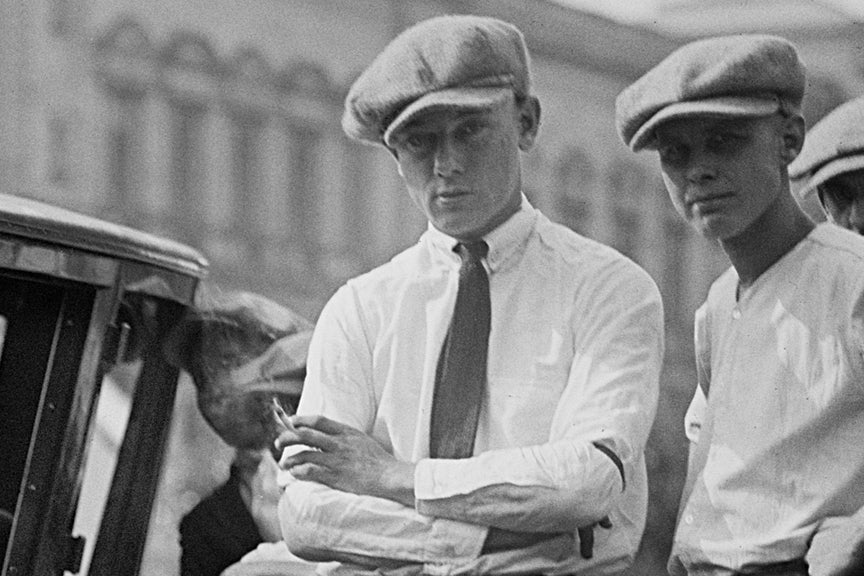 Chevy Lost Wheel in 1927 Historical Pix