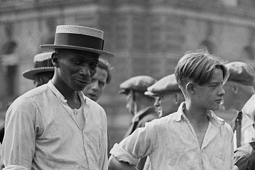 Chevy Lost Wheel in 1927 Historical Pix