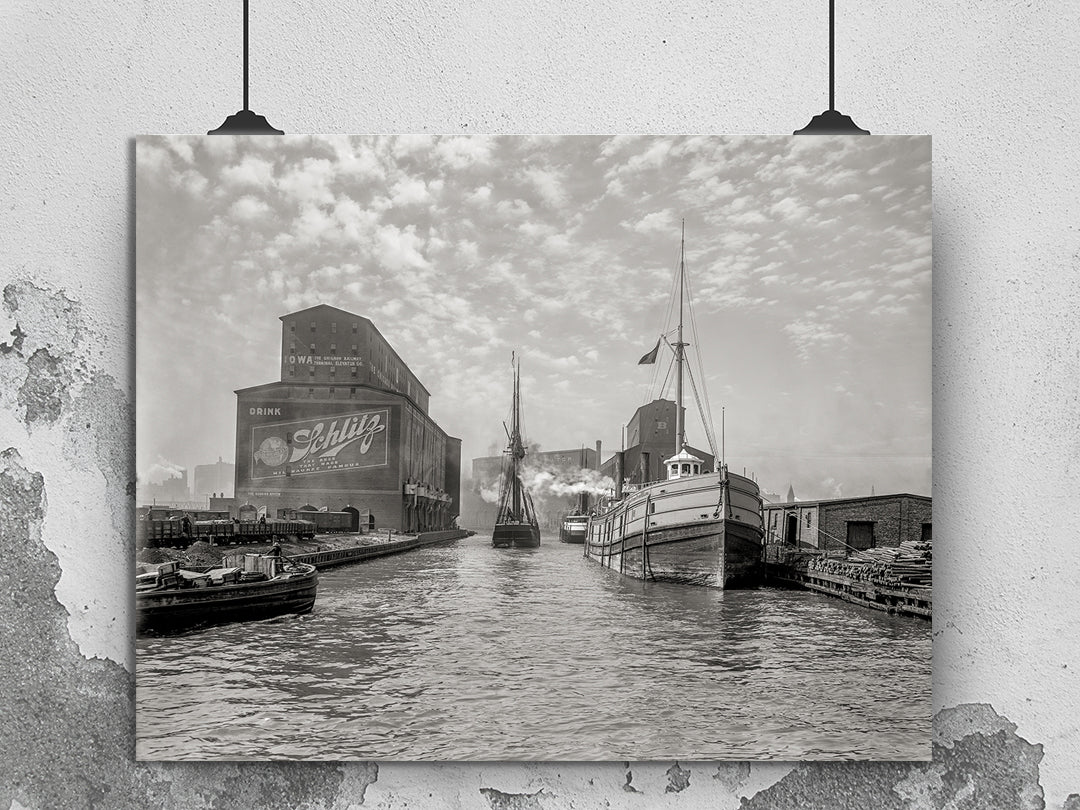 Chicago River Elevators with Schlitz Sign, 1900 Photo Historical Pix
