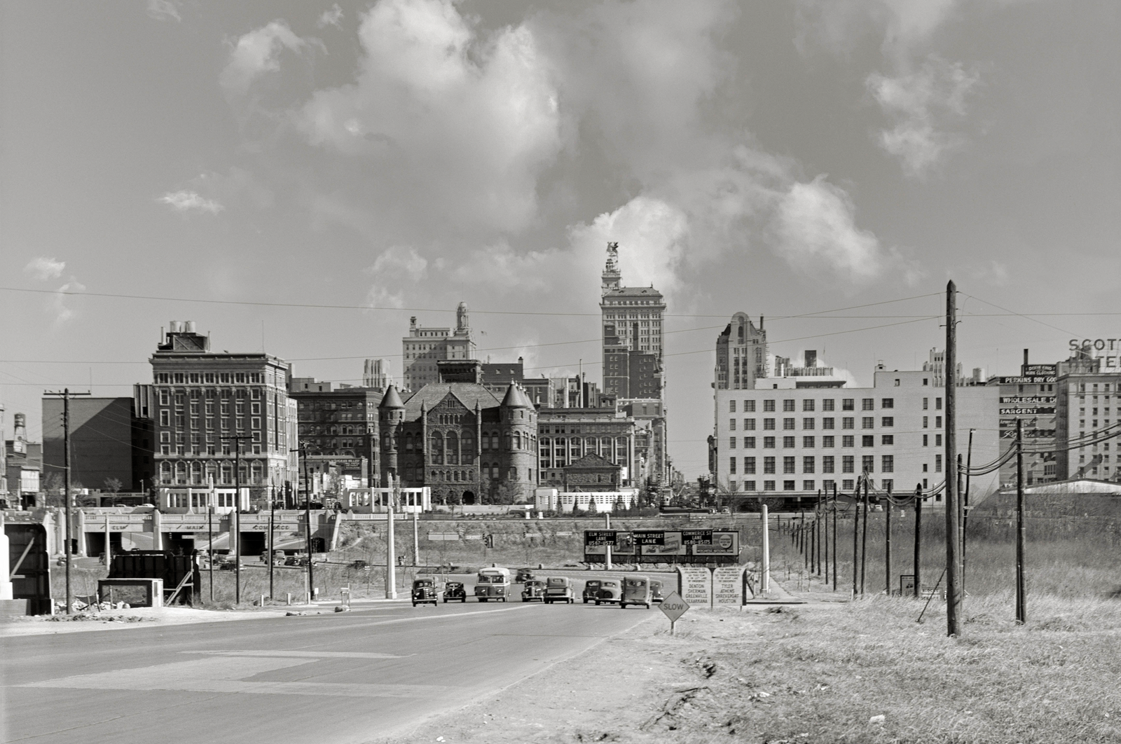 Dallas, Texas, Going Eastward on U.S. Highway 80, 1942 Historical Pix