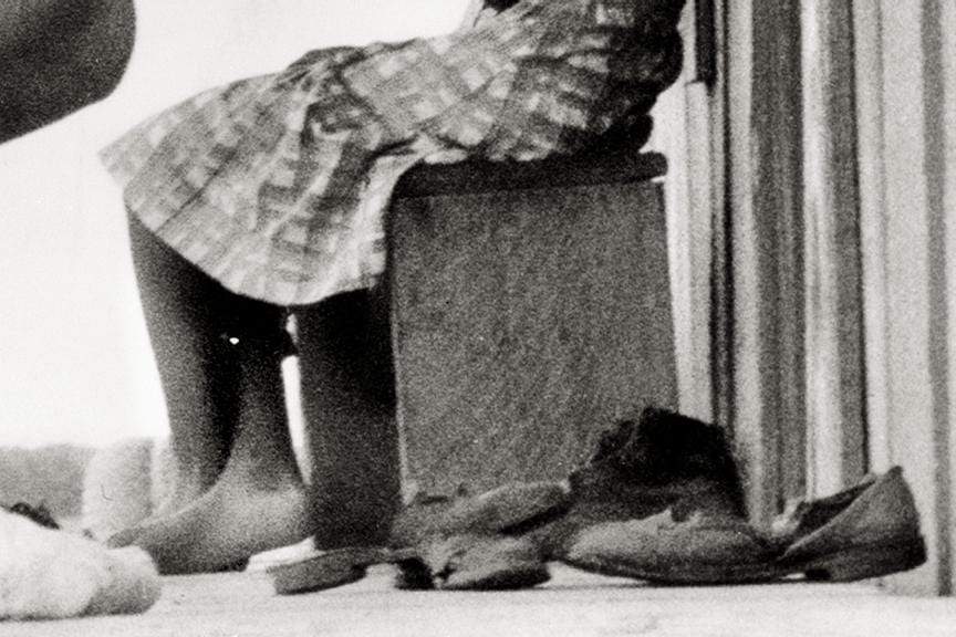 Dorthea Lange, Man Eating On Porch, 1937 Historical Pix