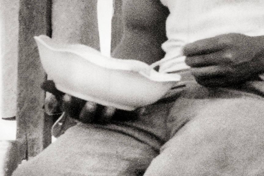 Dorthea Lange, Sharecroppers Eating, 1937, Clarksdale, MS Historical Pix