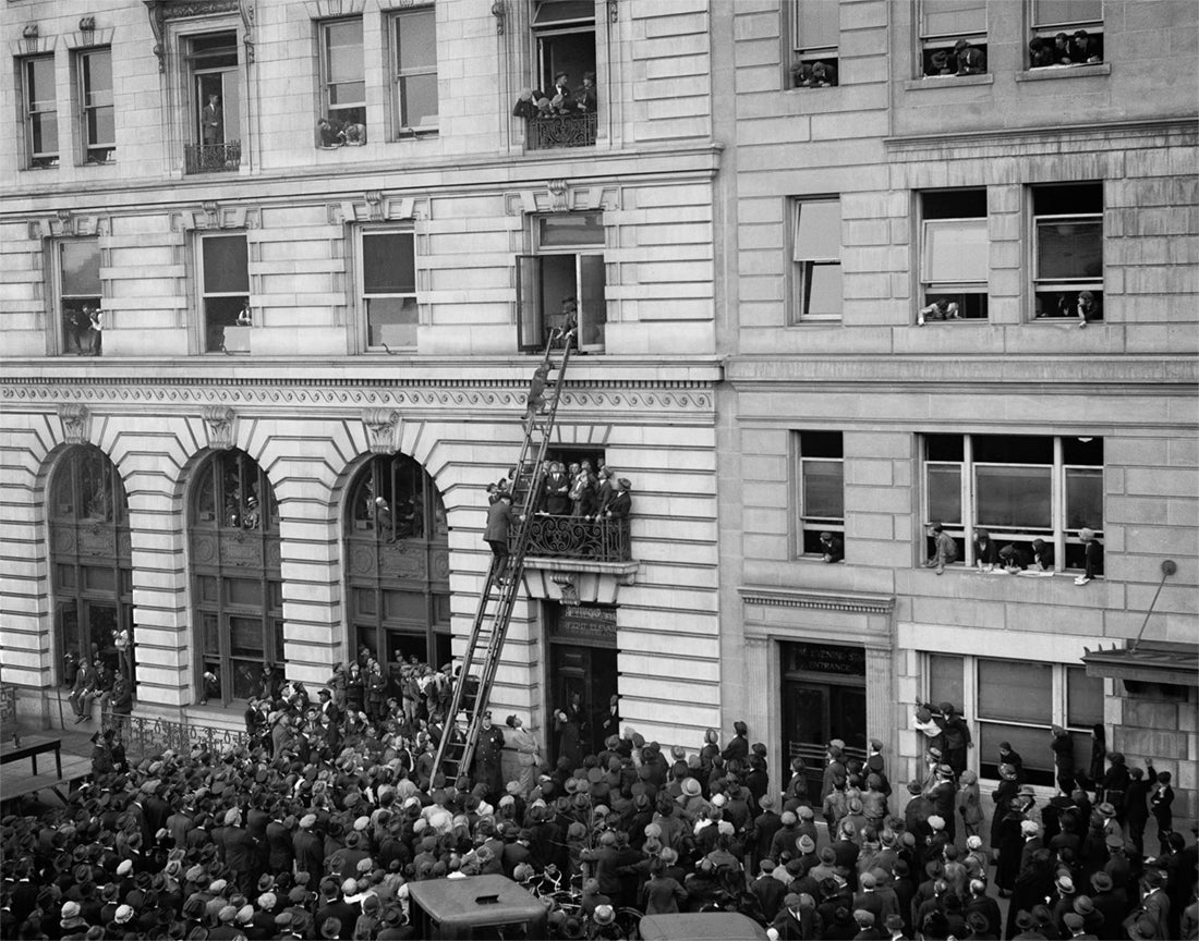 German Shepherd Climbs Ladder, 1923 Historical Pix