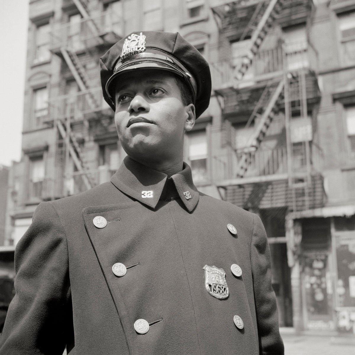 Gordon Park&#39;s New York Policeman Photo, 1943 Historical Pix