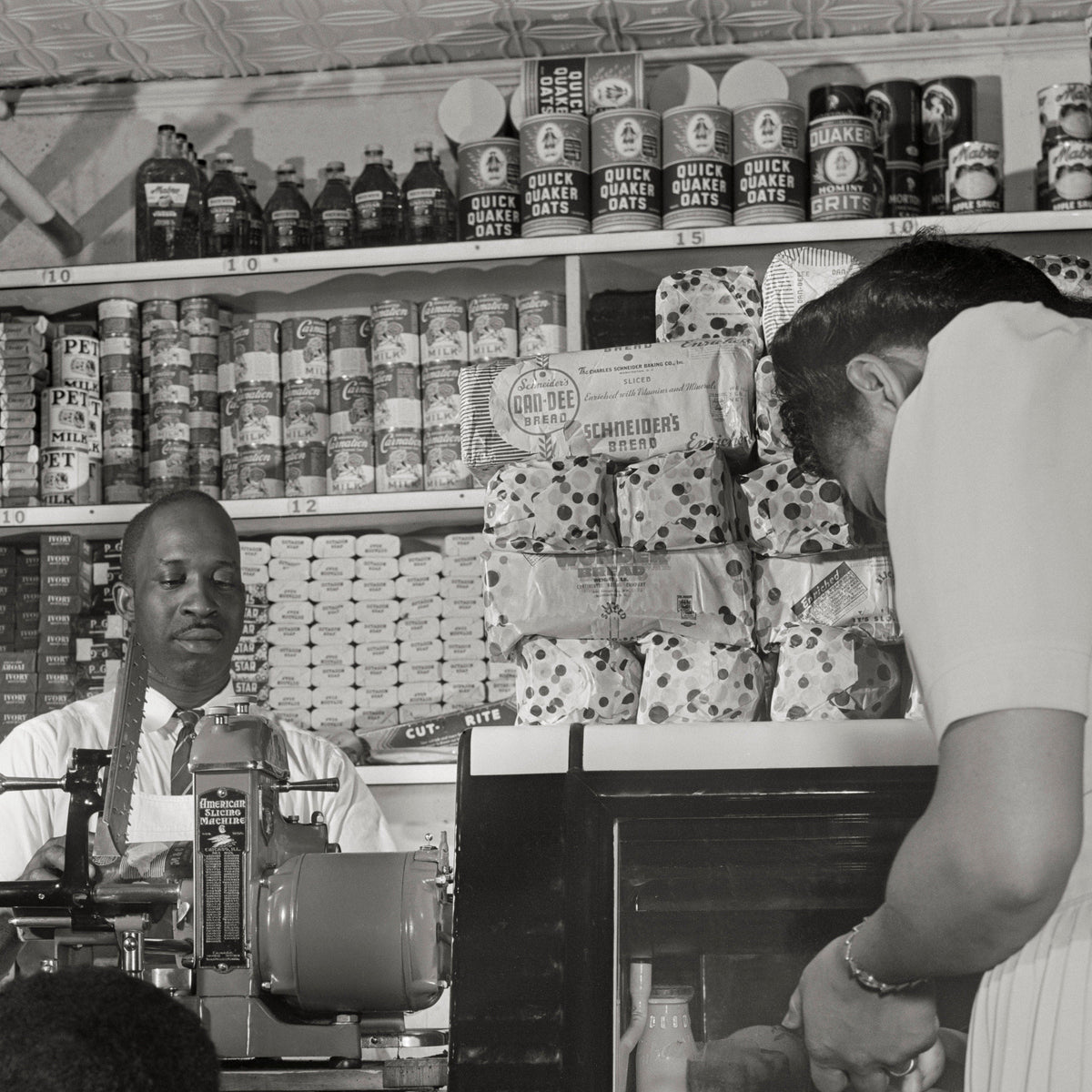 Gordon Park&#39;s Washington DC Grocery Store Photo, 1942 Historical Pix