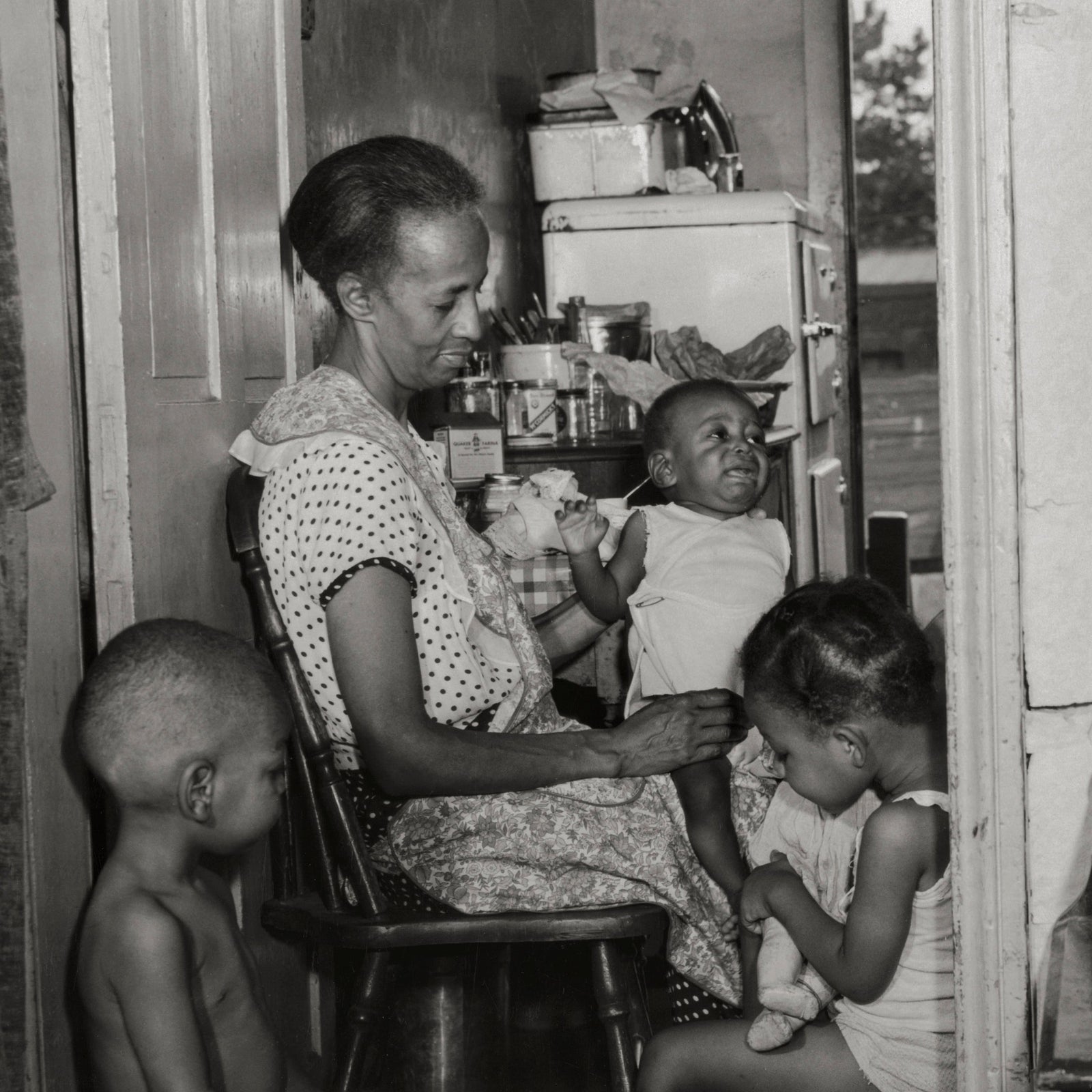Gordon Parks, African American Photo of Women and Children, 1942 Historical Pix