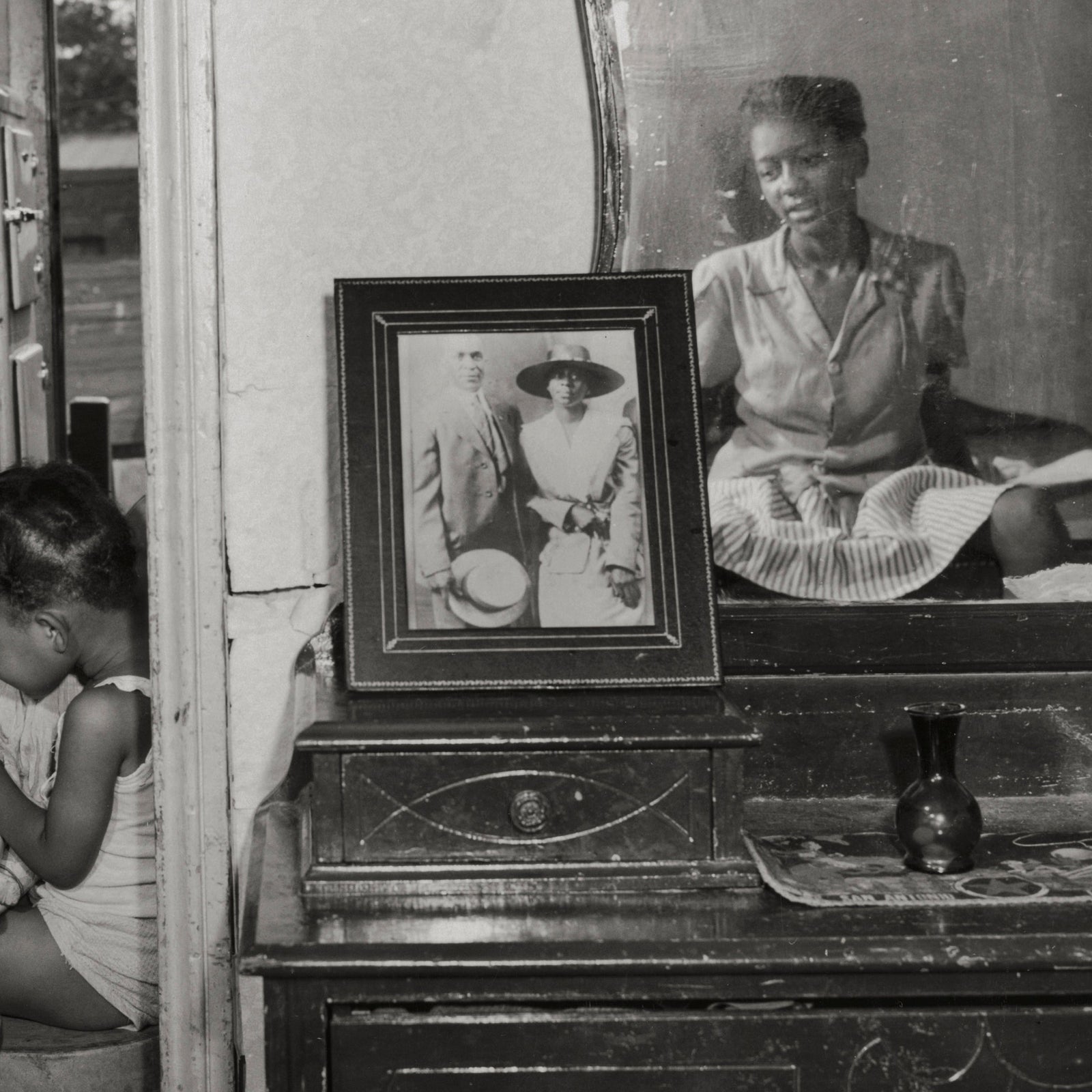Gordon Parks, African American Photo of Women and Children, 1942 Historical Pix