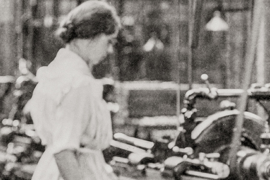 Hartford Connecticut, Colt Fire Arms, Women Grinding Barrels, 1914 Historical Pix