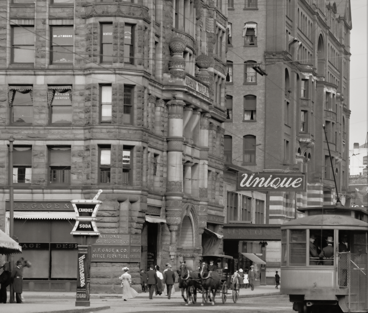 Minneapolis, Minnesota, Hennepin Avenue, 1908 Historical Pix