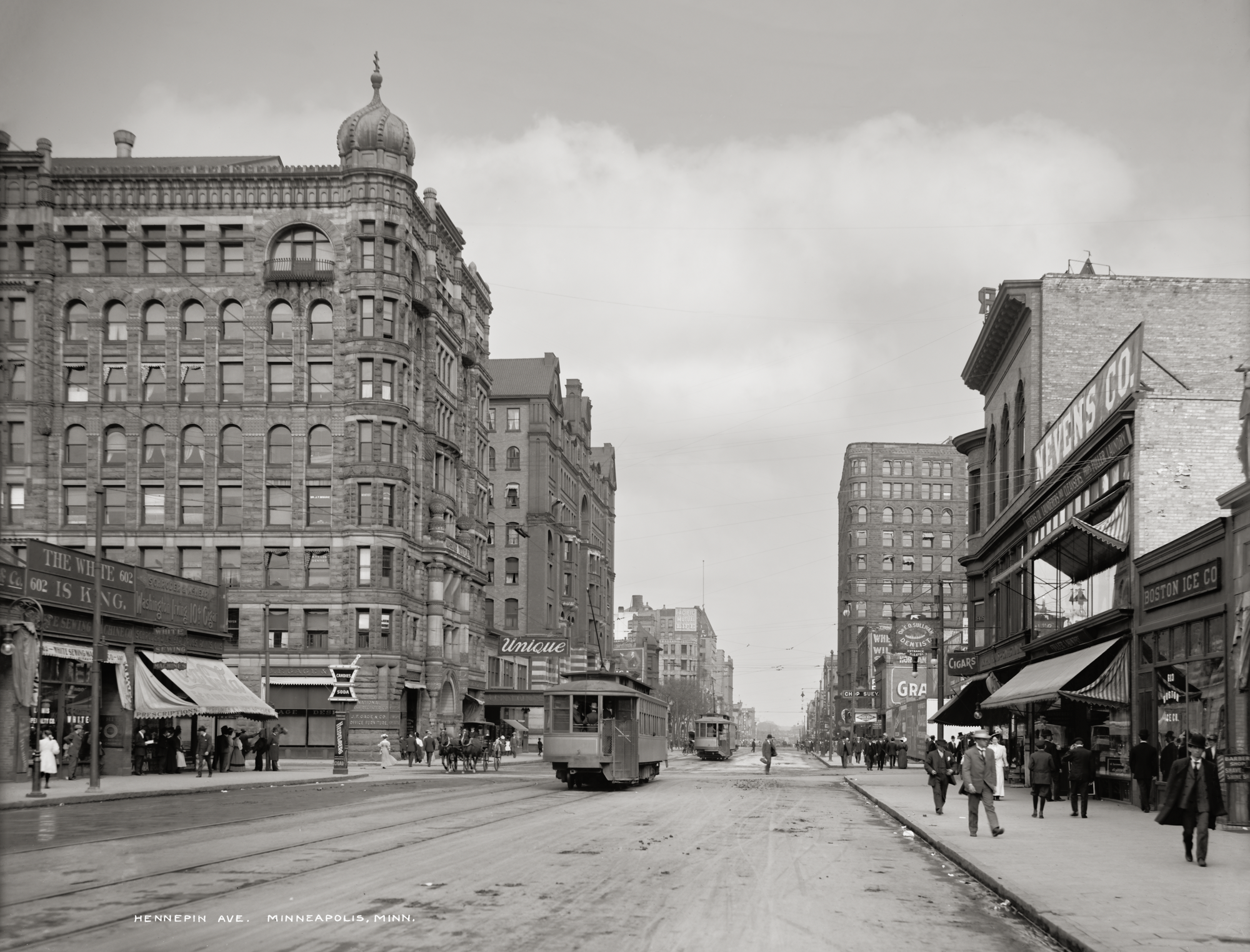Minneapolis, Minnesota, Hennepin Avenue, 1908 Historical Pix