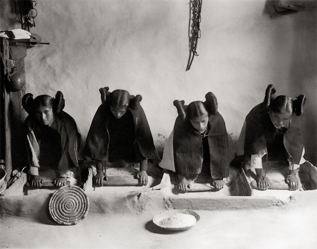 Native American, Indigenous American Hopi Women, 1906 Historical Pix