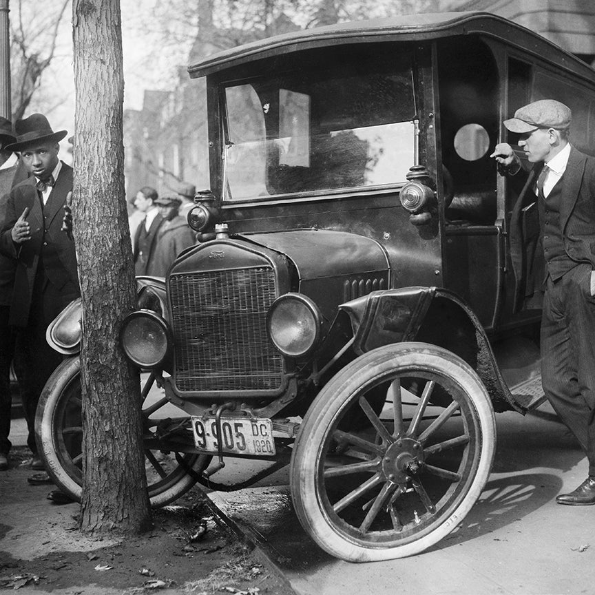 Old Car Accident, Ford, 1921 Historical Pix
