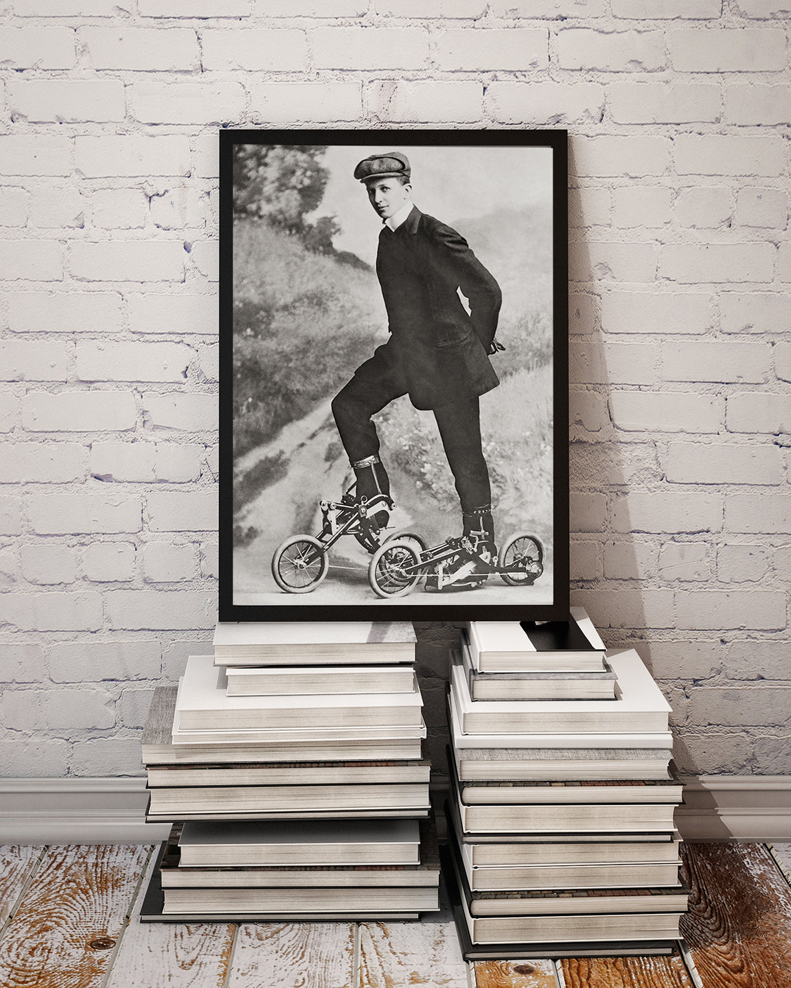 Old Fashioned Roller Skates Photo, 1910 Historical Pix