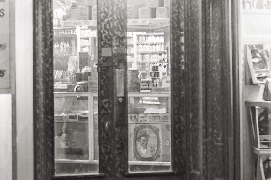 People&#39;s Drugstore, 1920s, Washington DC, Night Scene Historical Pix
