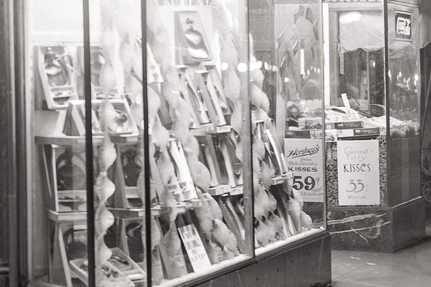 People&#39;s Drugstore, 1920s, Washington DC, Night Scene Historical Pix