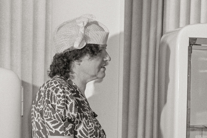 Retro Kitchen, Mid-Century Design, 1941 Historical Pix