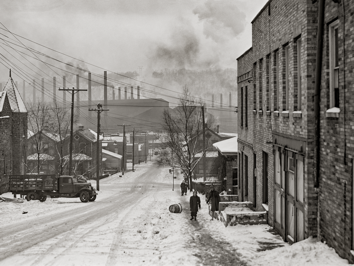 Midland, Pennsylvania, Mill District, 1941, Jack Delano Photographer