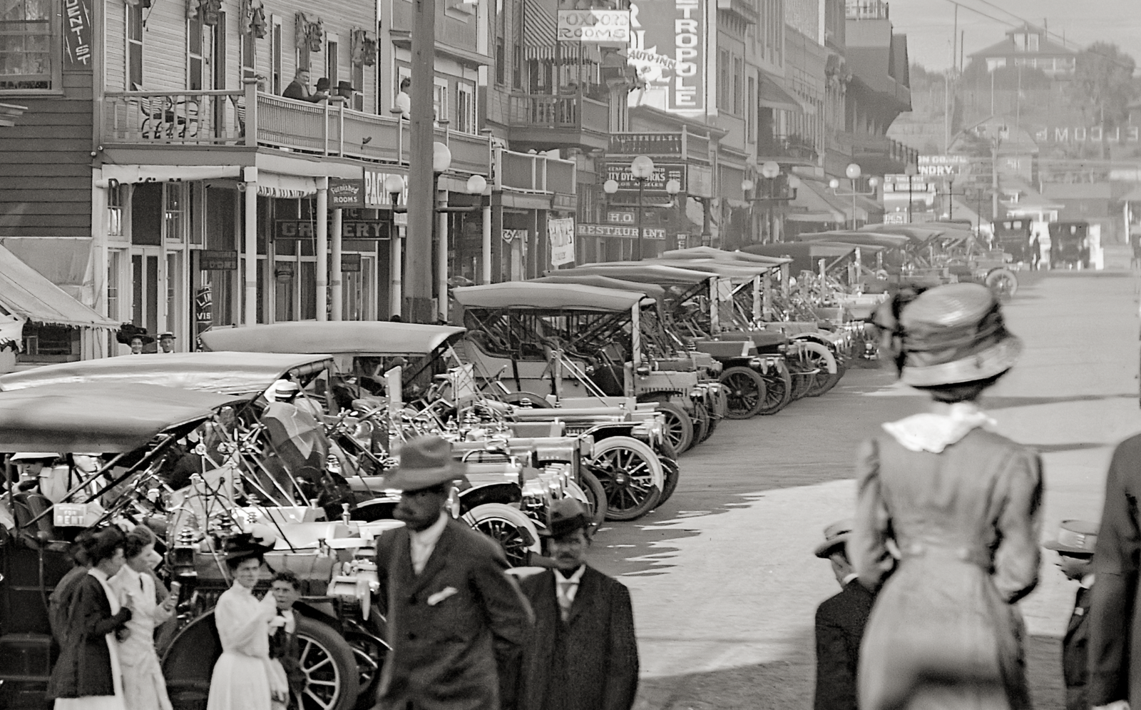 Pier Avenue, Ocean Park, Santa Monica, 1915