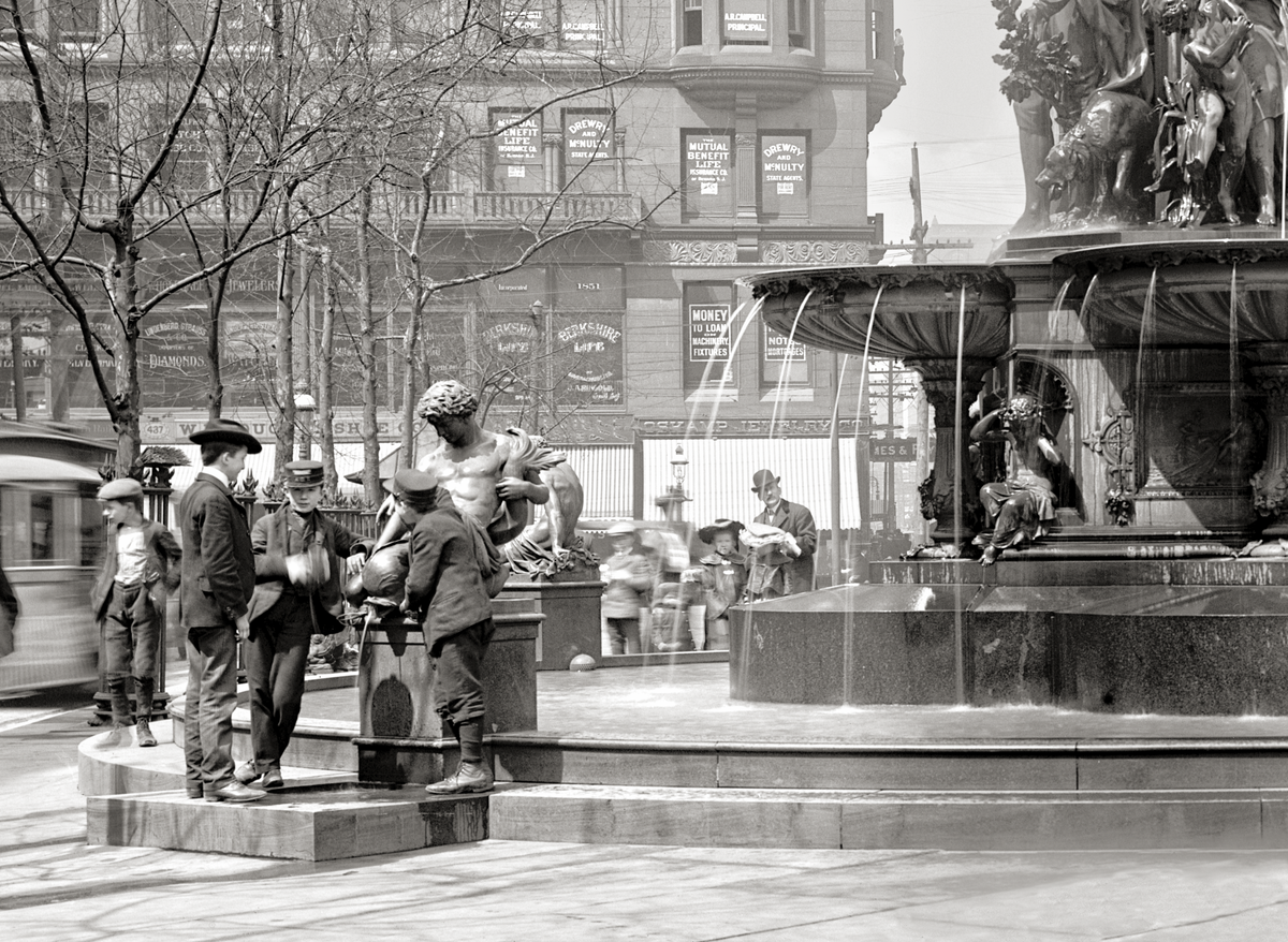 Tyler Davidson Fountain, Cincinnati, Ohio, 1904