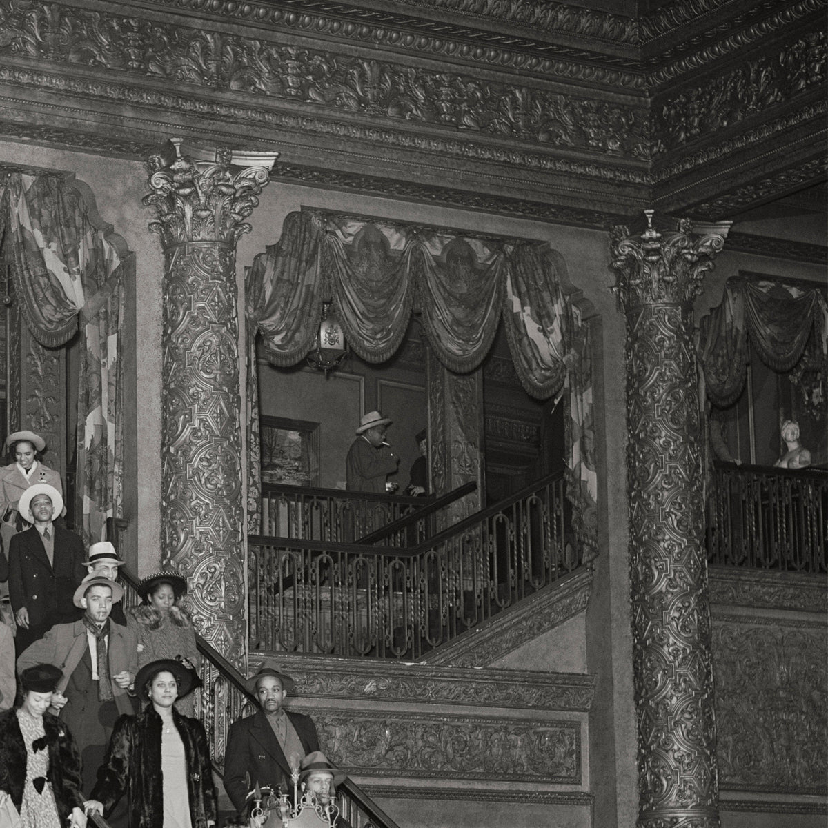 Southside Chicago Regal Theater Photo, 1941, Russell Lee Historical Pix