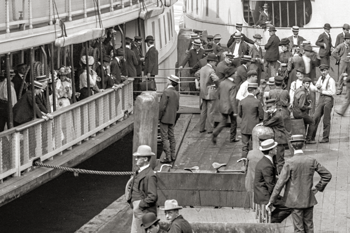 Steamer Ships Tashmoo and Idlewild at the Dock, Detroit, Michigan 1901 Historical Pix