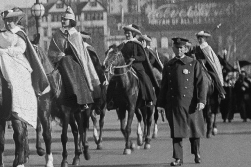 Suffragettes Protest on Horseback, Washington DC, Women's March, 1914 Historical Pix