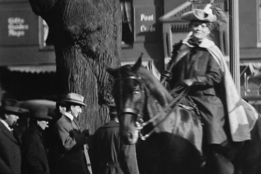 Suffragettes Protest on Horseback, Washington DC, Women&#39;s March, 1914 Historical Pix