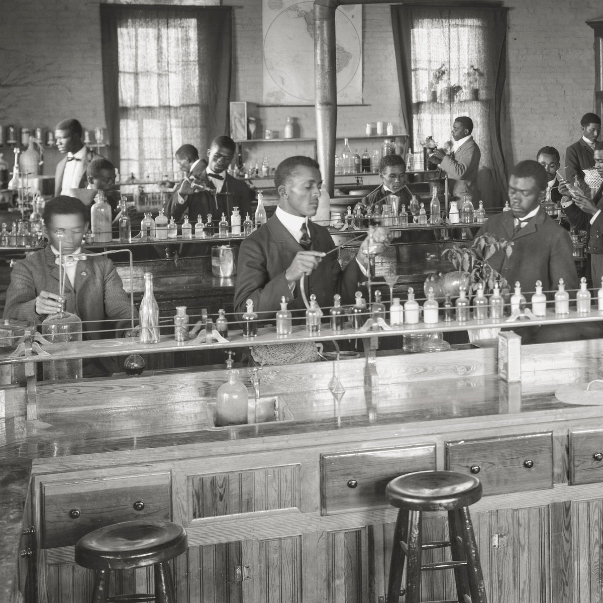 Tuskegee Institute Chemistry Students, 1902 Historical Pix