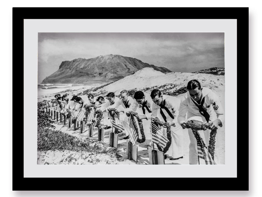WWII Pearl Harbor Armed Forces Laying Wreaths Historical Pix