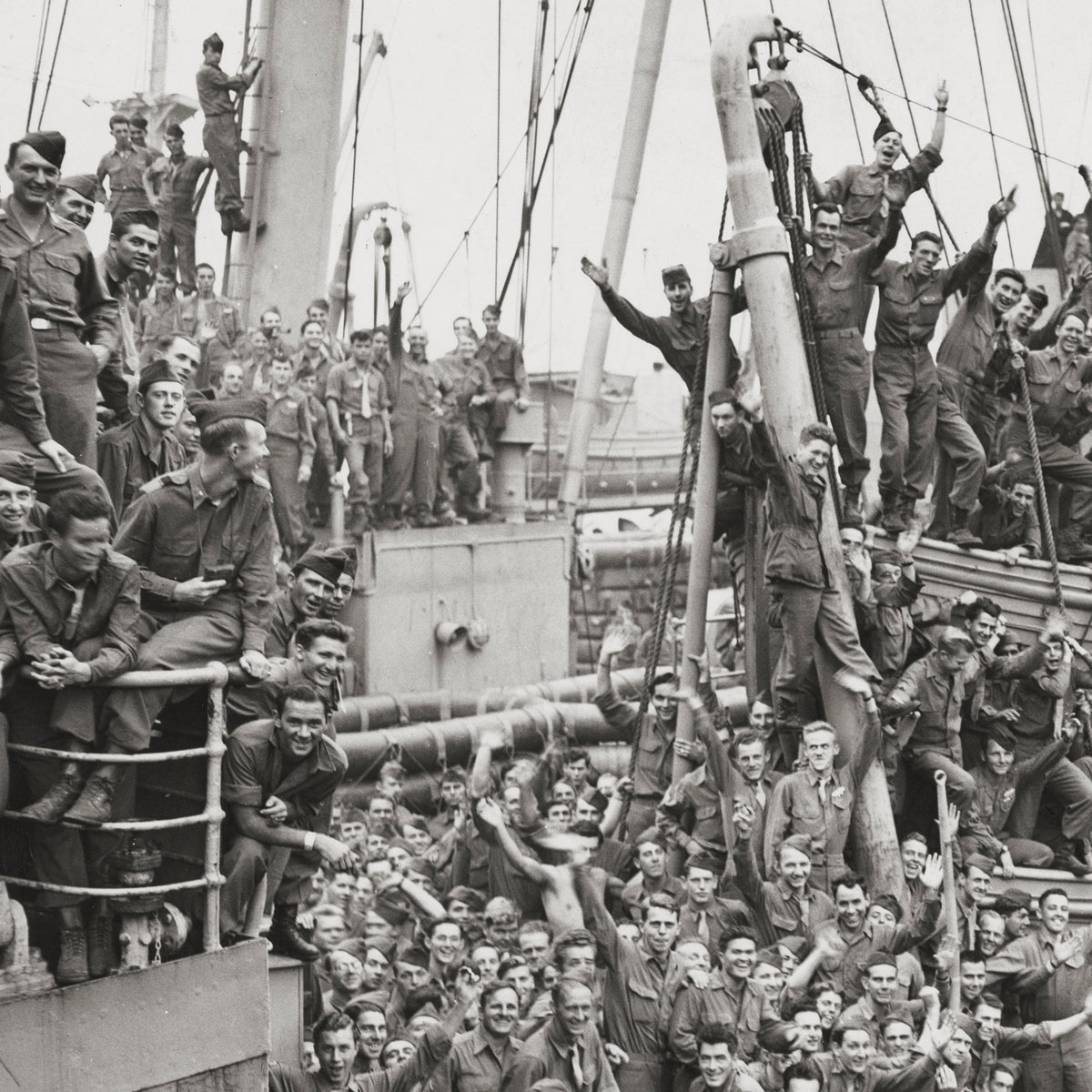 WWII, Sailors Return Home, 1945 on the SS John Ericsson Historical Pix